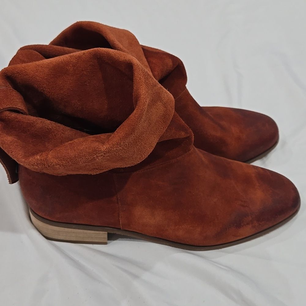 Antelope Cari X34 Rust Tobacco Suede Pull On Heeled Ankle Boot NWOT EU 40 - Picture 2 of 12